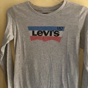 Levi long sleeve tee. Girls XL.